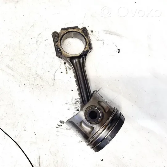 Volkswagen PASSAT B4 Piston with connecting rod 