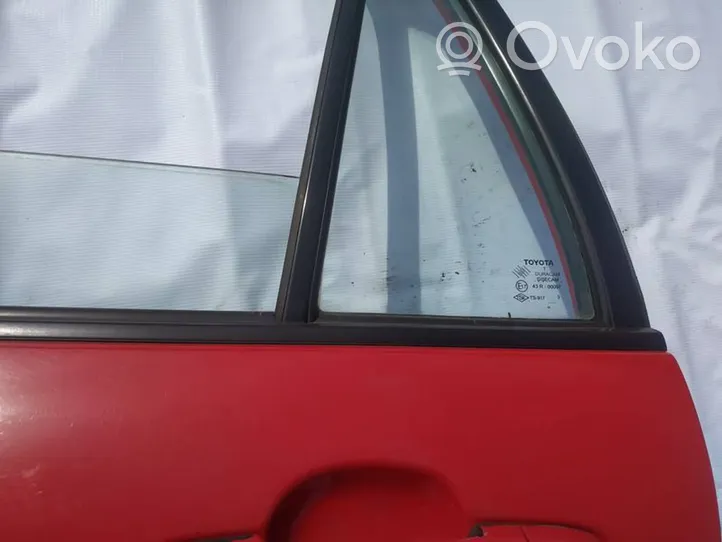 Toyota Corolla E120 E130 Moulures des vitres de la porte arrière 