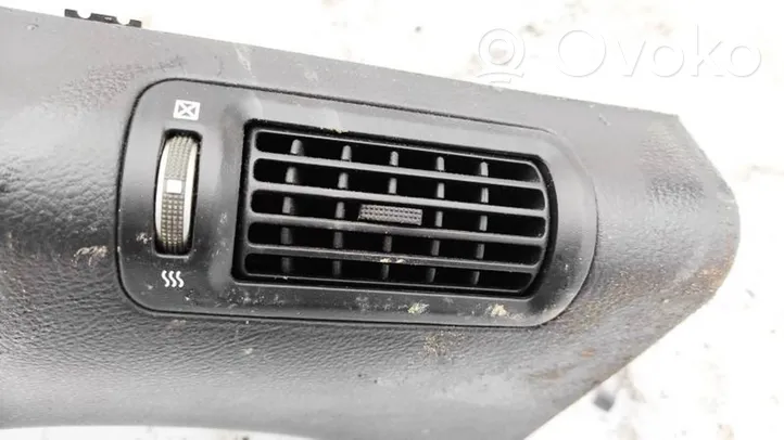 Hyundai Santa Fe Dash center air vent grill 