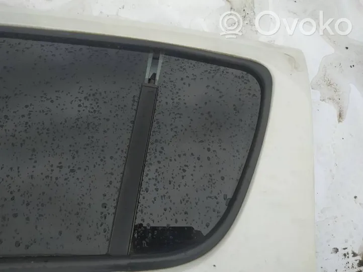 Dacia Sandero Rear vent window glass 