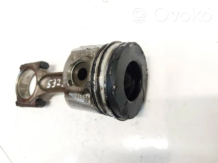 Volvo V50 Piston with connecting rod 