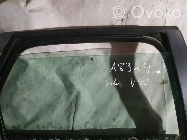 Volvo V50 Rear door window glass 