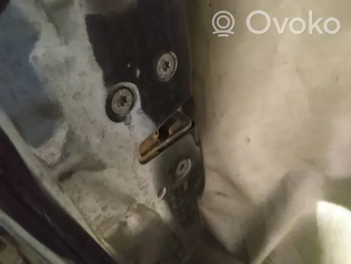 Volvo V50 Priekinė durų spyna 