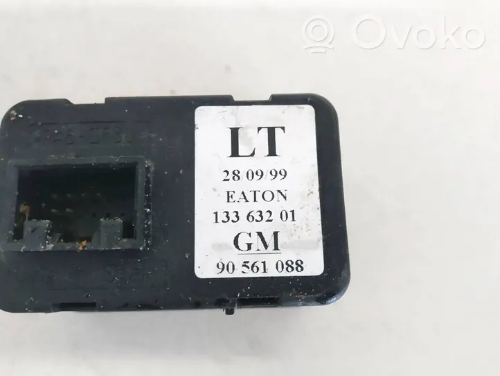 Opel Astra G Interrupteur commade lève-vitre 13363201