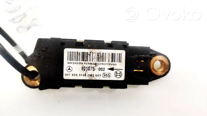 Mercedes-Benz C W203 Airbag deployment crash/impact sensor 0018209126