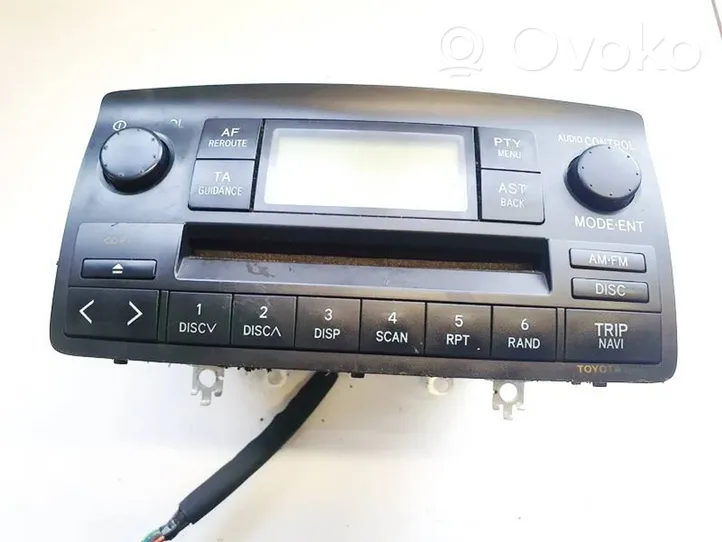 Toyota Corolla E120 E130 Unité principale radio / CD / DVD / GPS 8612002260