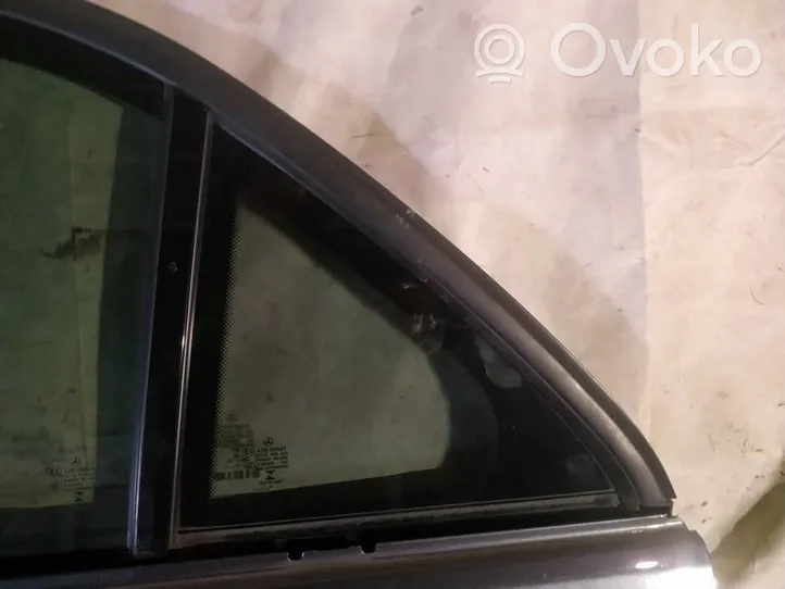 Mercedes-Benz E W212 Rear vent window glass 