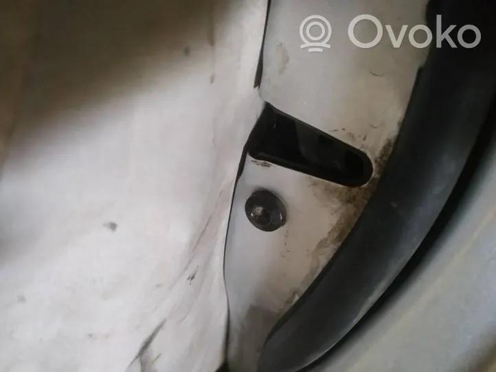 Volkswagen Polo Priekinė durų spyna 