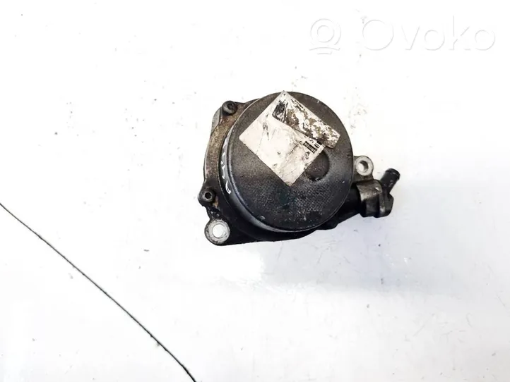 Opel Omega B2 Vacuum pump 72832710