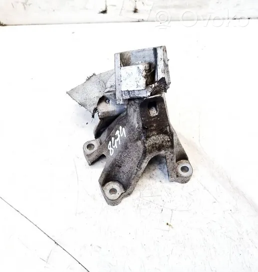 Audi A7 S7 4G Engine mounting bracket 8k0199307