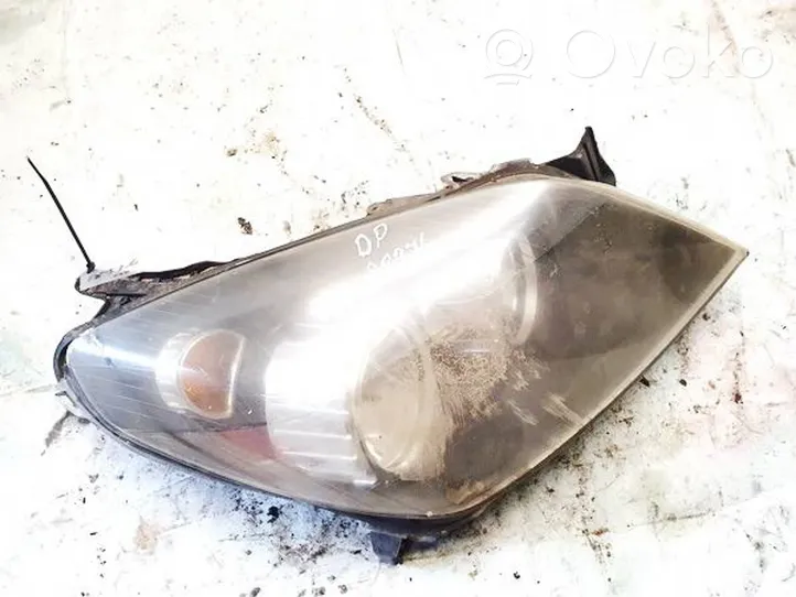 Opel Astra H Lampa przednia 24451033