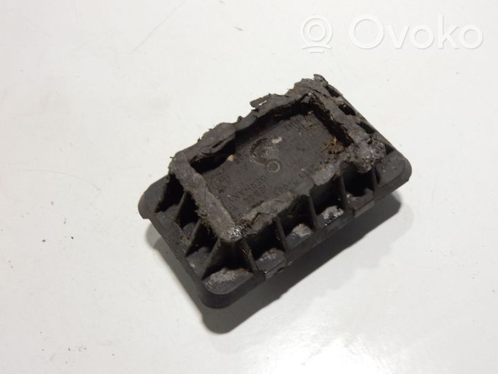 BMW 5 E60 E61 Jacking socket point 51717065919