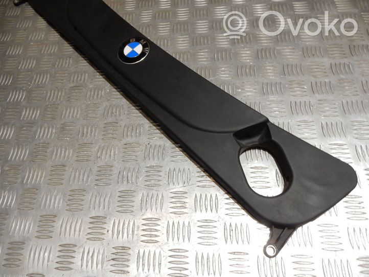 BMW 5 E60 E61 Copri motore (rivestimento) 11147801282