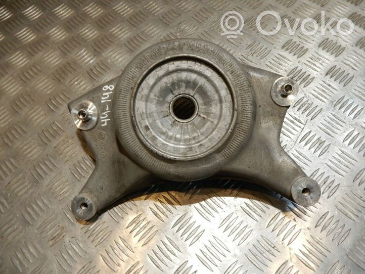 Audi A5 8T 8F Supporto di montaggio della molla elicoidale 8R0412383A