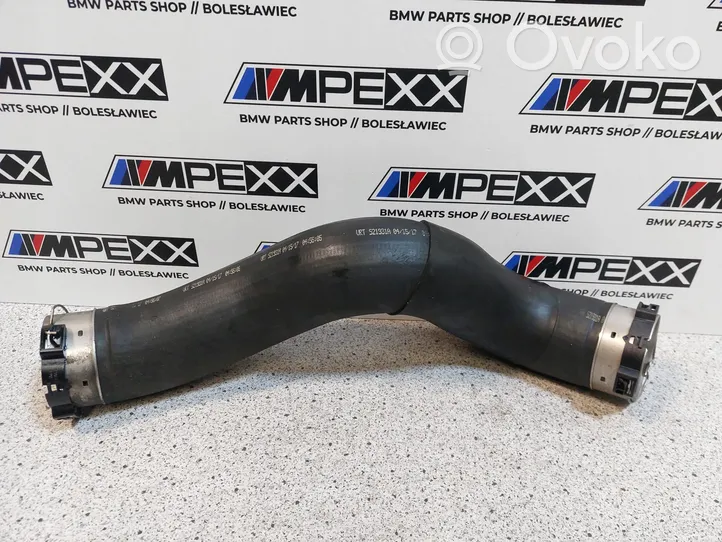 BMW 5 G30 G31 Tube d'admission de tuyau de refroidisseur intermédiaire 2798262