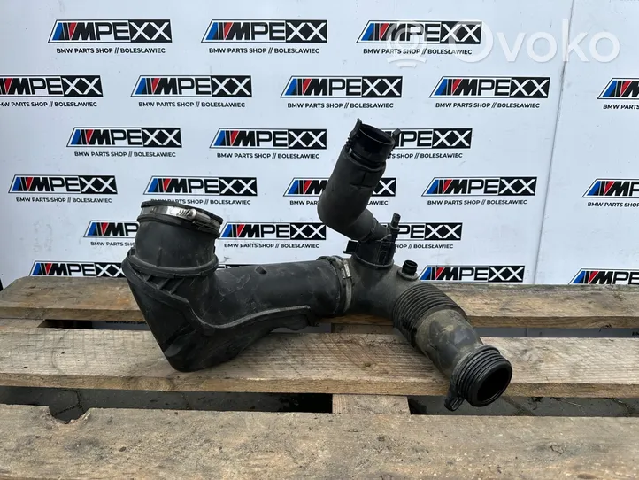 BMW 5 F10 F11 Salono oro latakas (-ai) 7605638