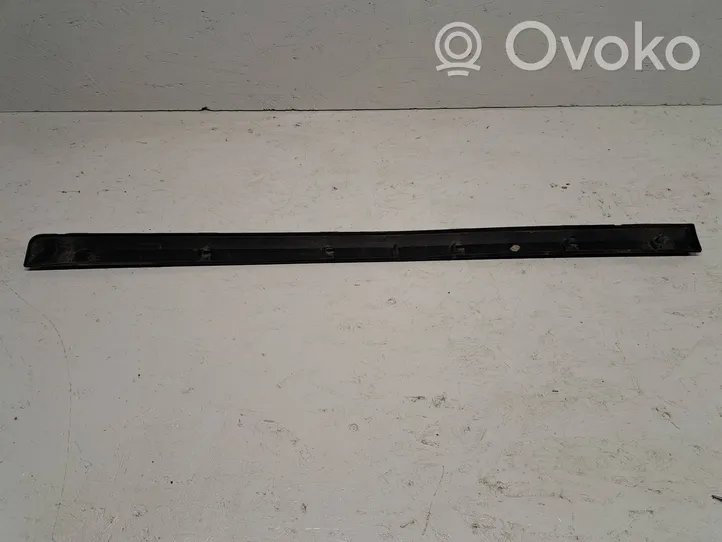 Volvo V50 Rivestimento della portiera anteriore (modanatura) 30661447