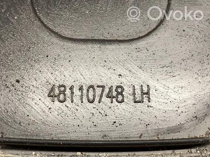 Peugeot Boxer Lampa przednia 48110748
