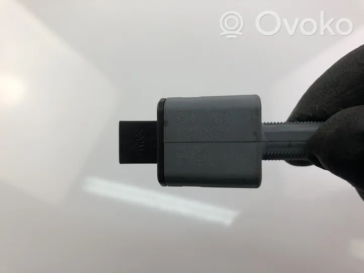 Volvo XC40 Interruttore del pedale del freno 32212362