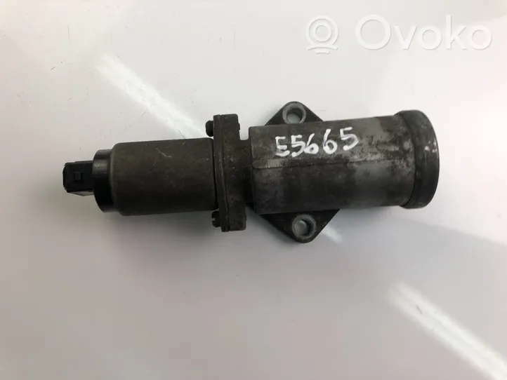 Renault Laguna III Zawór regulacji biegu jałowego / Regulator 7700870084