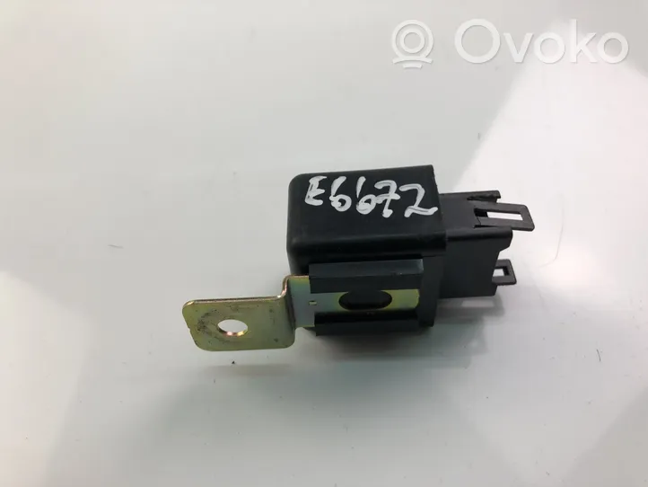 Mitsubishi Colt CZ3 Relè lampeggiatore d'emergenza MB543648V