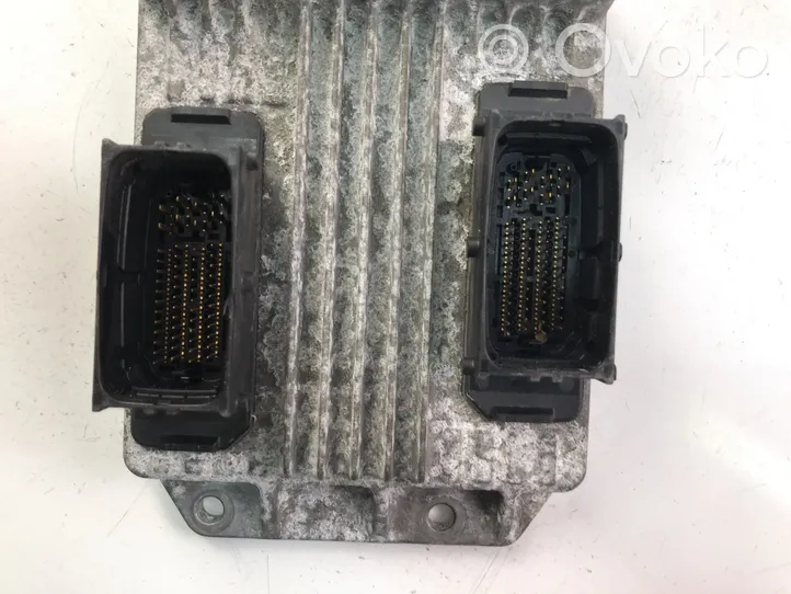 Opel Meriva A Komputer / Sterownik ECU silnika 8980003221