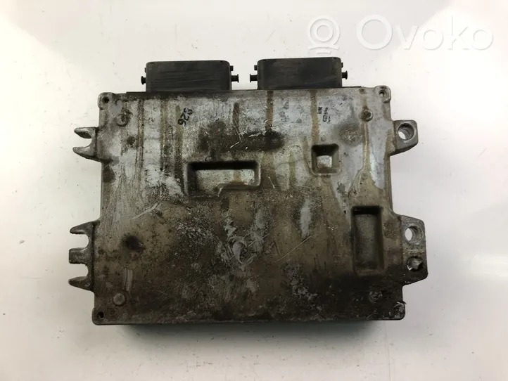 Suzuki Swift Unité de commande, module ECU de moteur 3392072K0