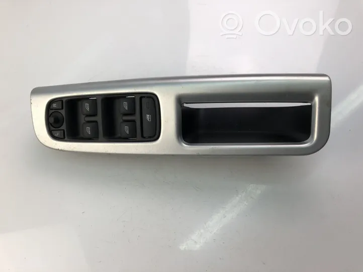 Volvo V50 Bouton de commutateur rétroviseur latéral 31264913