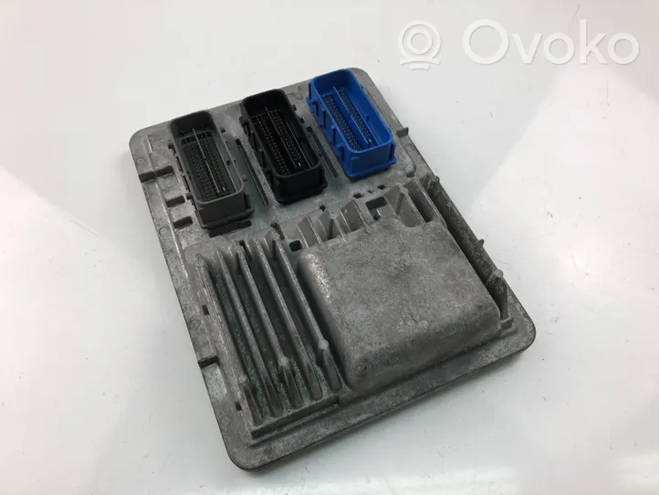 Opel Mokka X Unidad de control/módulo ECU del motor 12677619