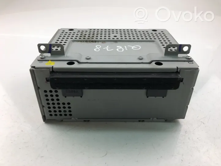 Ford Turneo Courier Unité principale radio / CD / DVD / GPS F1BT18C815GE