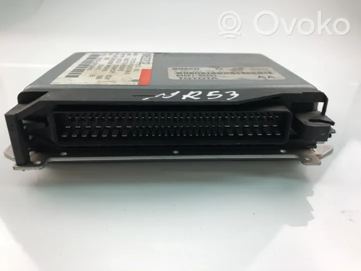 Toyota Avensis T220 Centralina/modulo motore ECU 8966105231