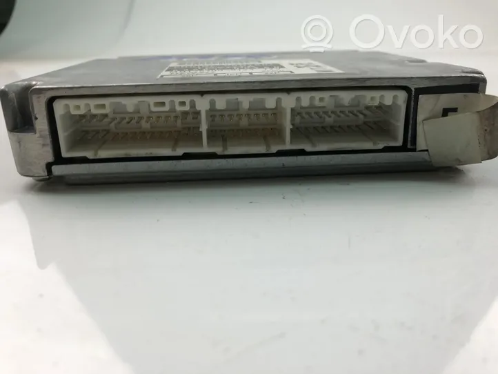 Toyota Avensis T220 Centralina/modulo motore ECU 8966105250