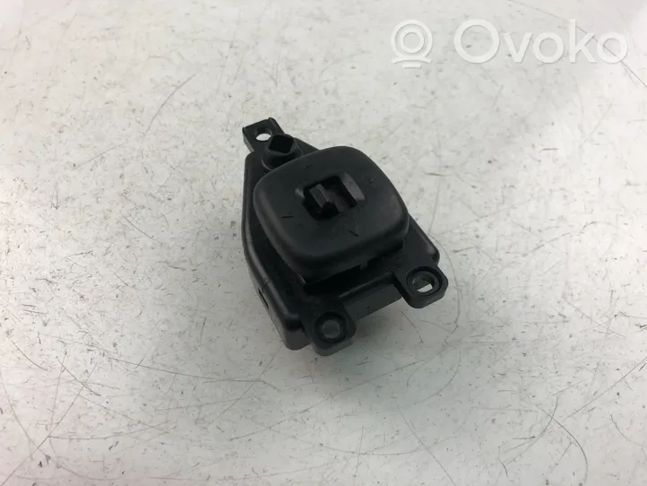 KIA Venga Wing mirror switch 8D2