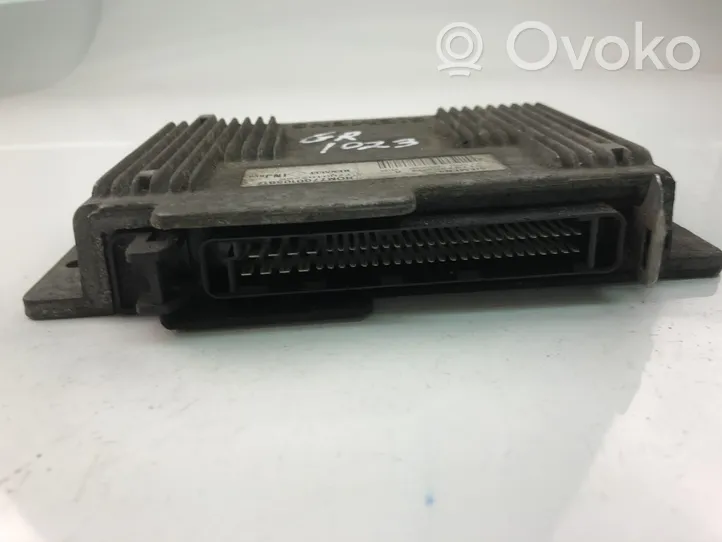 Renault Laguna I Unité de commande, module ECU de moteur 7700105817