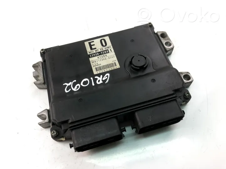 Suzuki Swift Unité de commande, module ECU de moteur 3392072K0