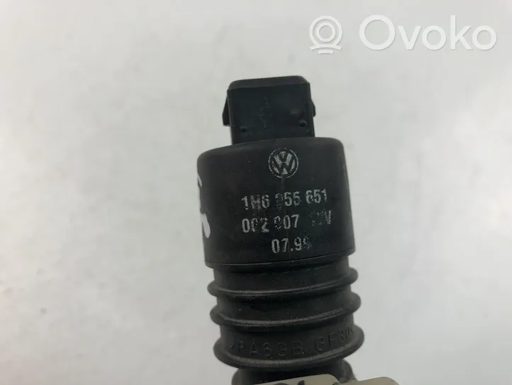Volkswagen Sharan Ikkunanpesimen nestetankin täyttöputki 1H0955651