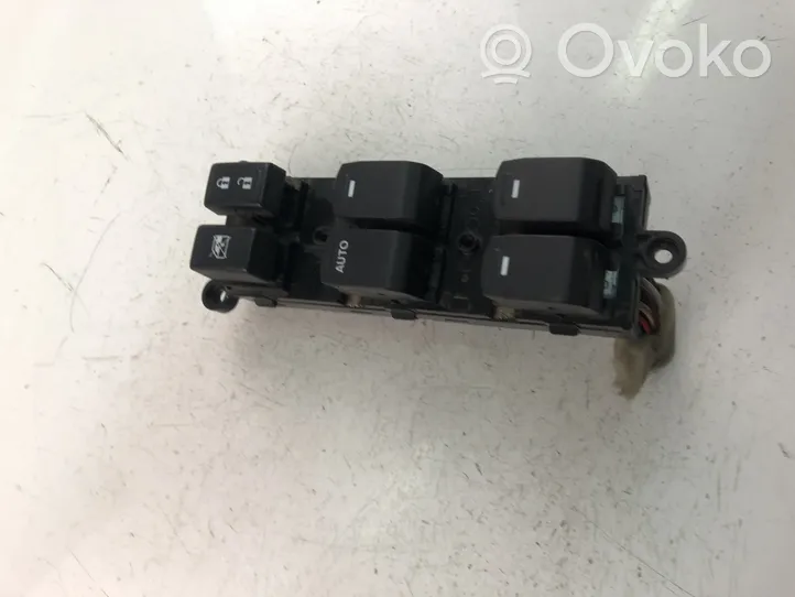 Subaru Forester SH Interrupteur commade lève-vitre 61M0