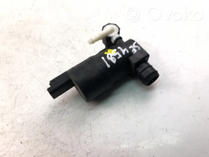 Peugeot 2008 I Windscreen/windshield washer pump 643475