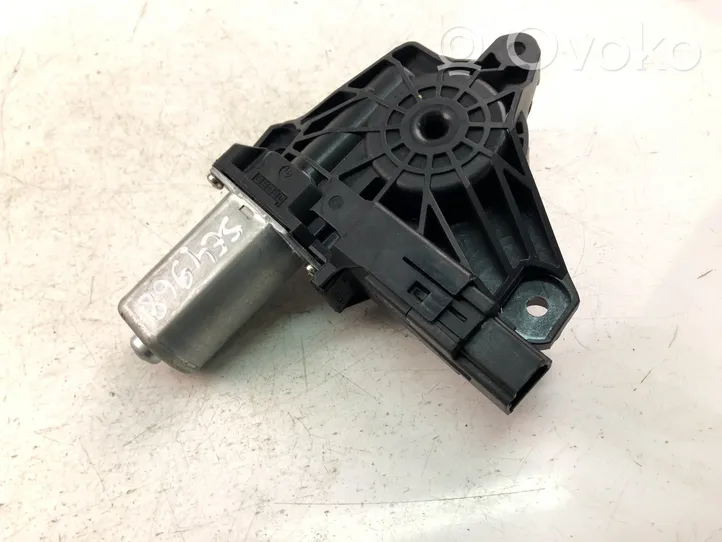 Mercedes-Benz A W176 Moteur de lève-vitre de porte avant A2469063200