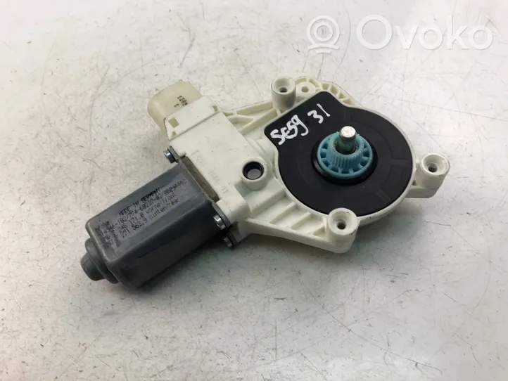 BMW 5 F10 F11 Varikliukas priekinio langų pakėlėjo 7248171