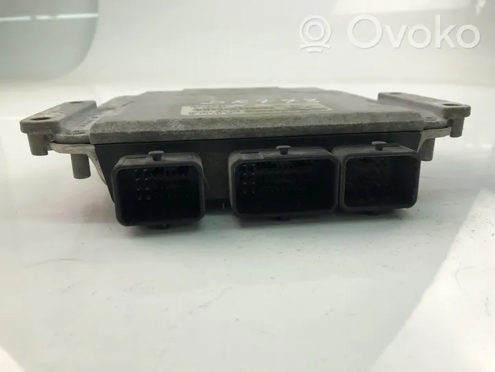 Peugeot 406 Komputer / Sterownik ECU silnika 9647472180