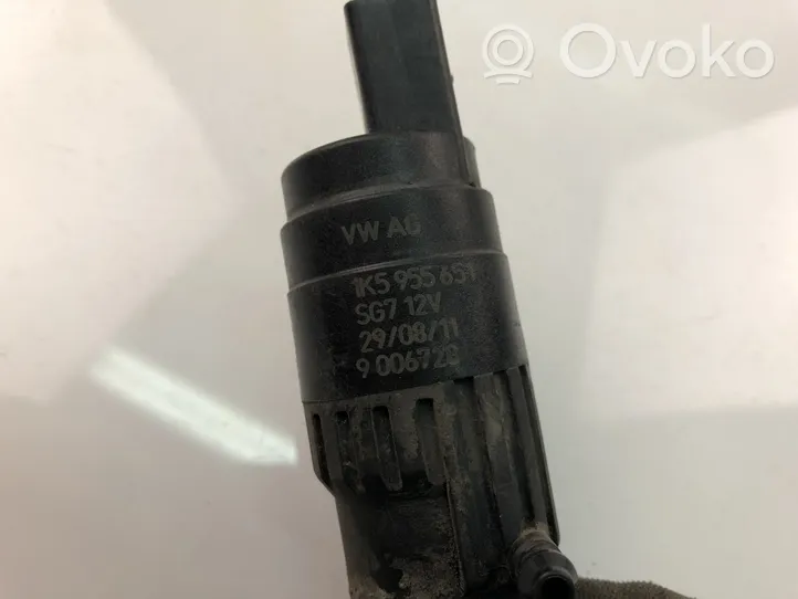 Volkswagen Jetta III Pompe de lave-glace de pare-brise 1K5955651