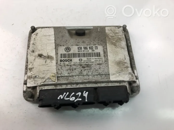 Seat Arosa Unité de commande, module ECU de moteur 030906032EB