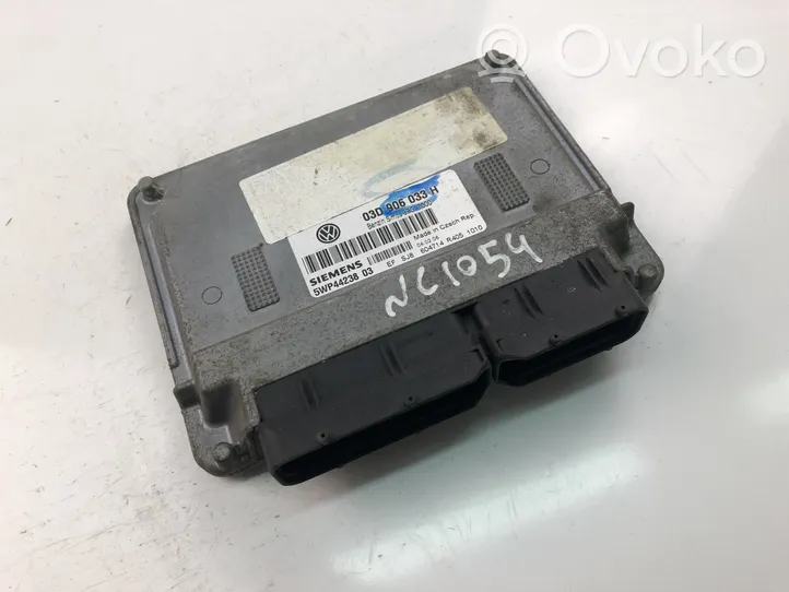 Volkswagen Fox Centralina/modulo motore ECU 03D906033H