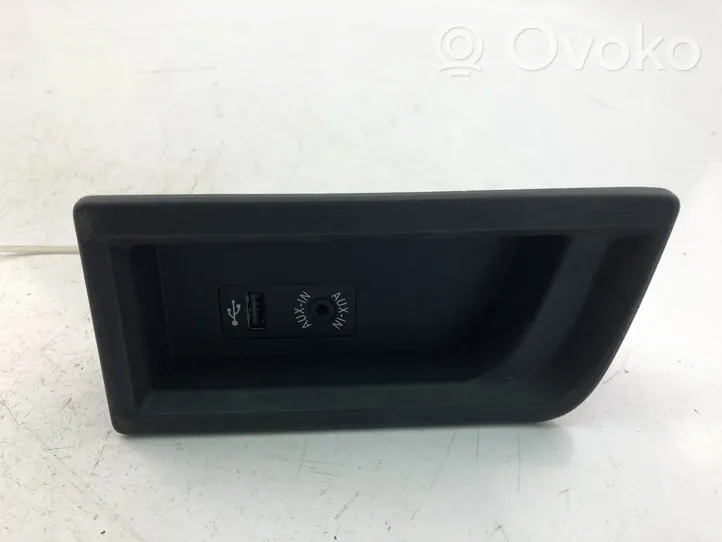 BMW 3 F30 F35 F31 Centralina USB 9207358