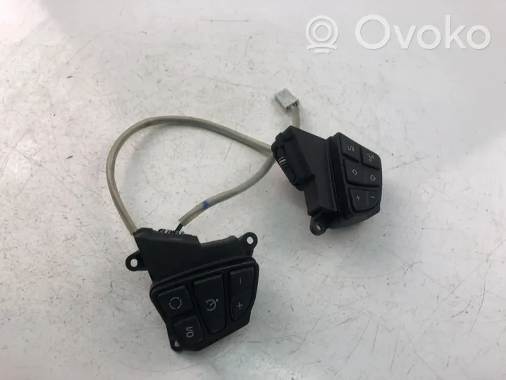 BMW 1 E81 E87 Boutons / interrupteurs volant 6965475