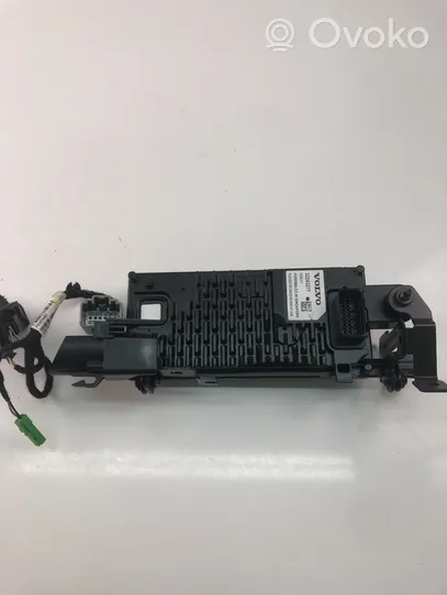 Volvo S90, V90 Video control module 32243277