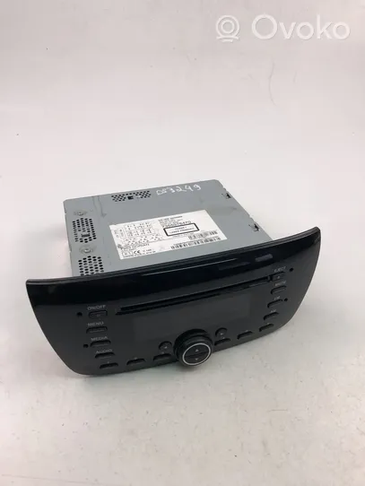 Opel Combo D Radio/CD/DVD/GPS-pääyksikkö 7355978470