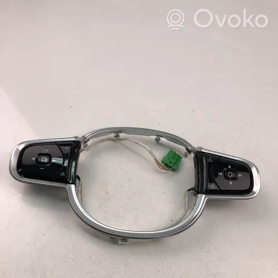 Volvo S90, V90 Кнопки рулевого колеса 31443498