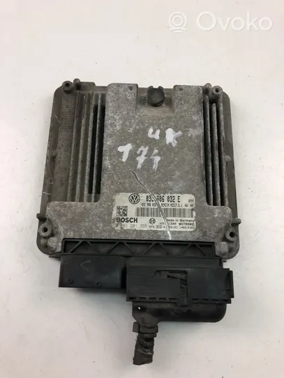 Volkswagen Jetta III Centralina/modulo motore ECU 03C906032E